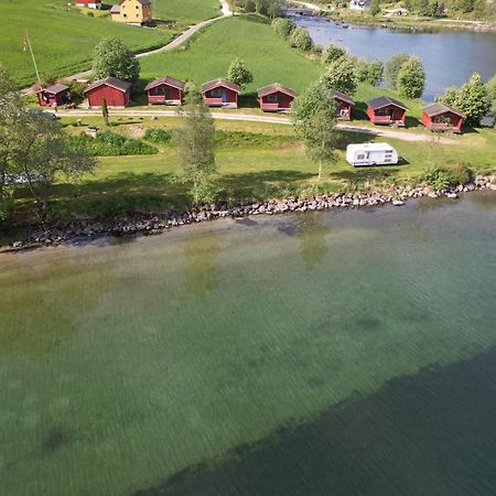 فندق Loken Camping - Trivelig Og Idyllisk Ved Vannet أولدن المظهر الخارجي الصورة
