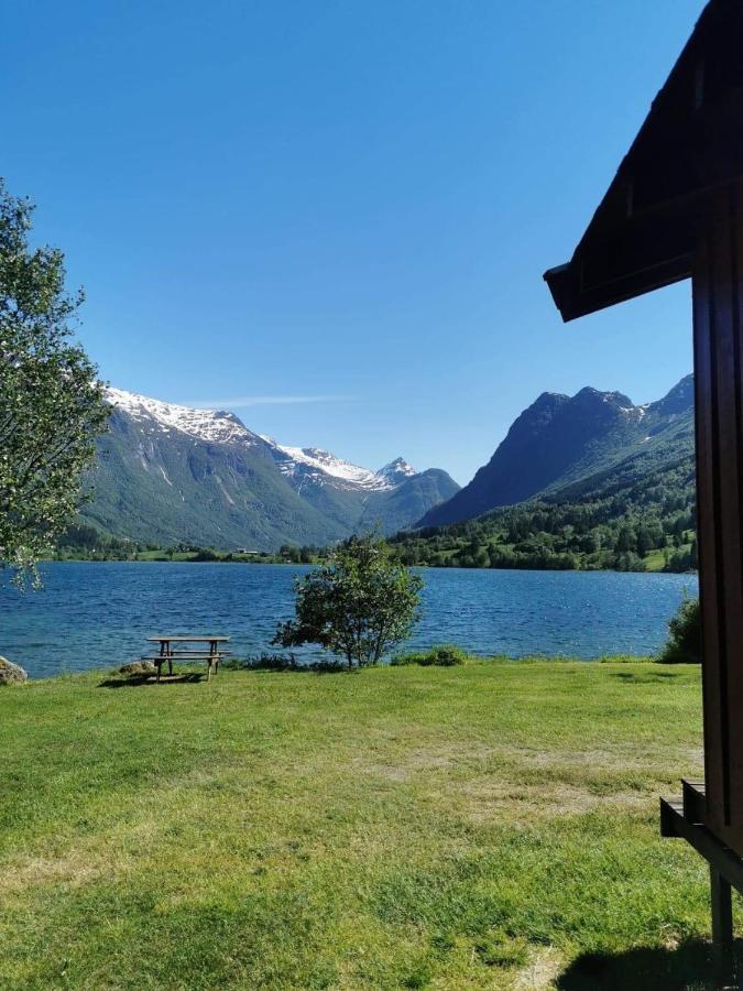 فندق Loken Camping - Trivelig Og Idyllisk Ved Vannet أولدن المظهر الخارجي الصورة