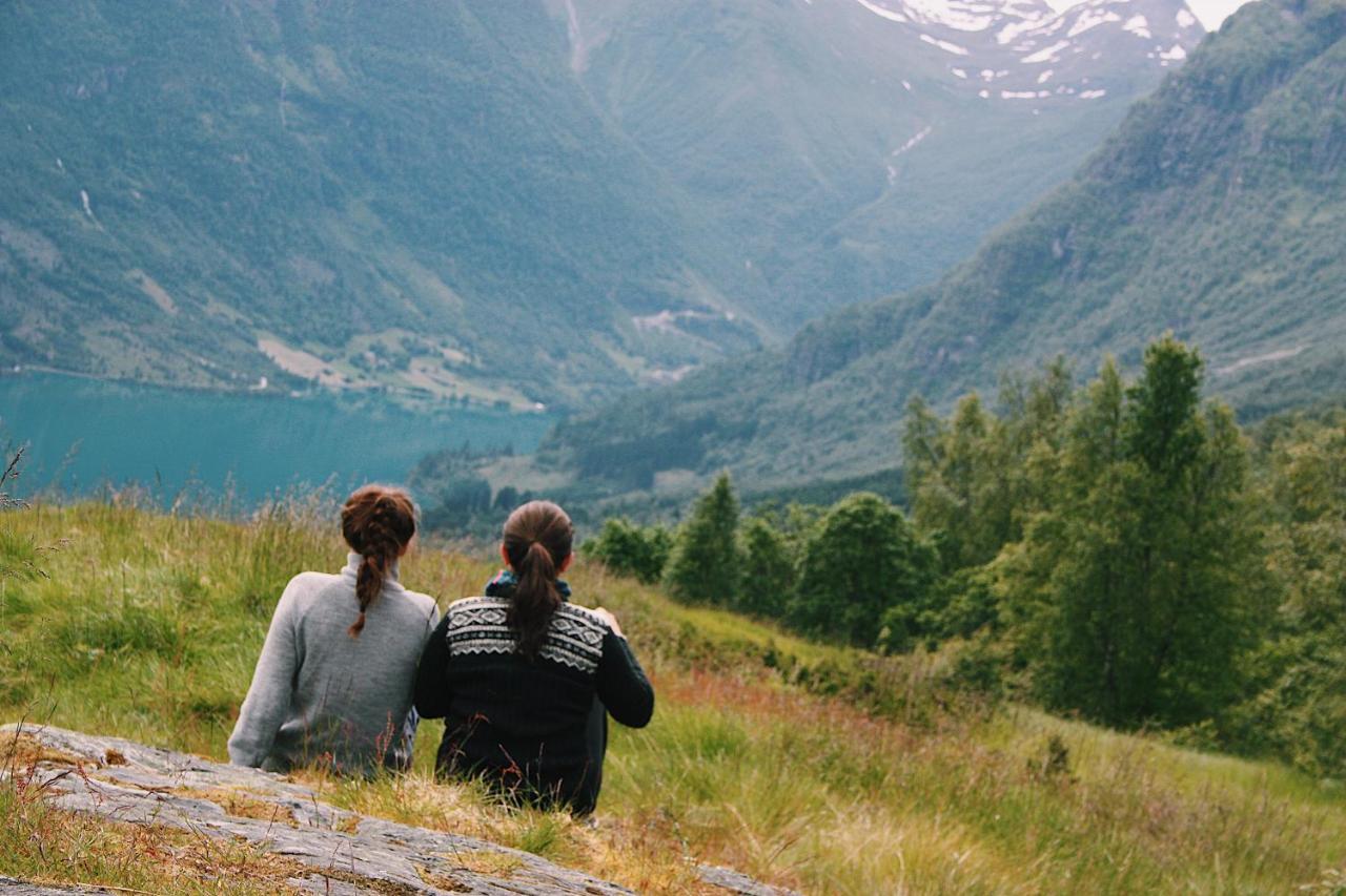 فندق Loken Camping - Trivelig Og Idyllisk Ved Vannet أولدن المظهر الخارجي الصورة