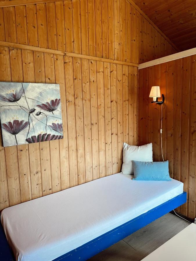 فندق Loken Camping - Trivelig Og Idyllisk Ved Vannet أولدن المظهر الخارجي الصورة